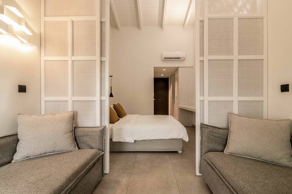New Beach Hotel 5