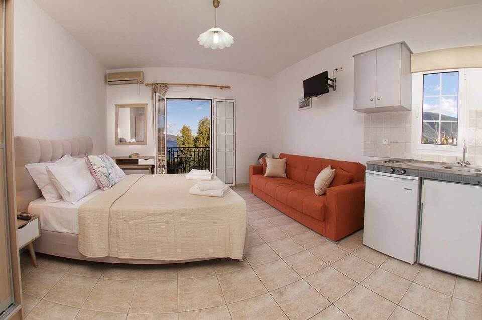 Dimitris Studios 5