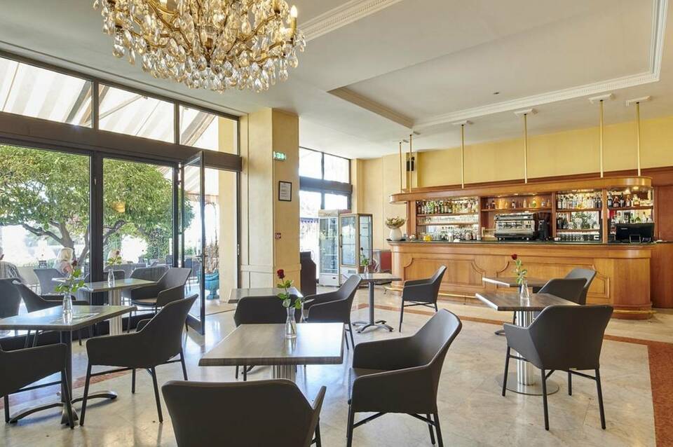 Hotel Le Royal À Nice 5