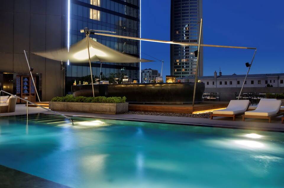 Hilton Istanbul Bomonti Hotel & Conference Center 2