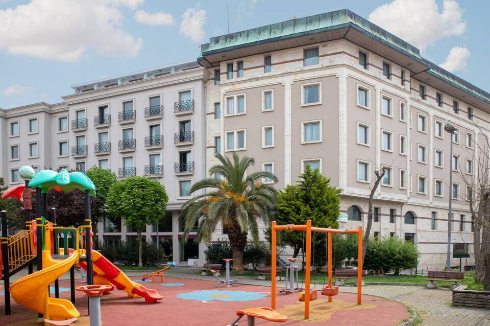 Ramada by Wyndham Istanbul Grand Bazaar 3