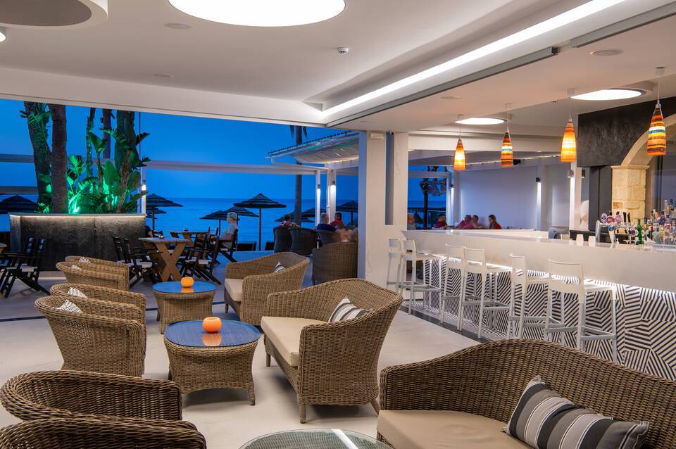 High Beach Resort 5