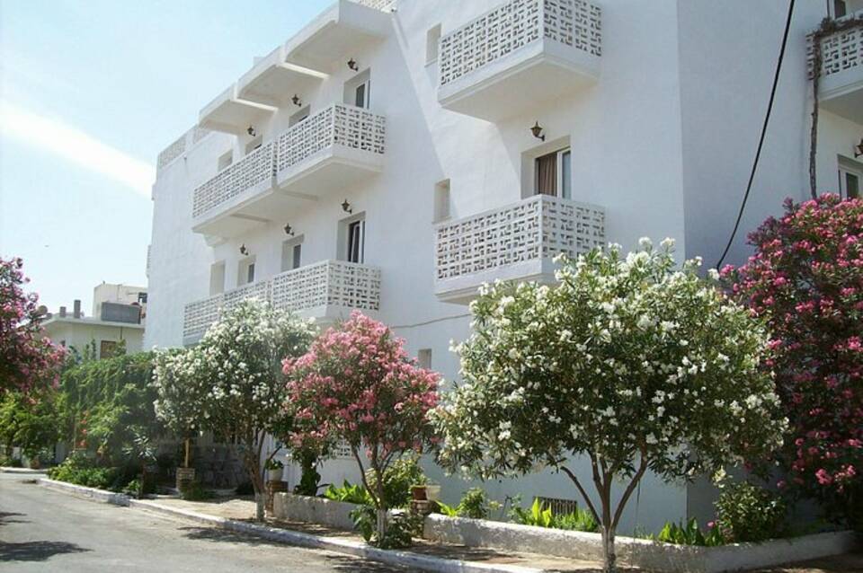 Adamantia Hotel 2