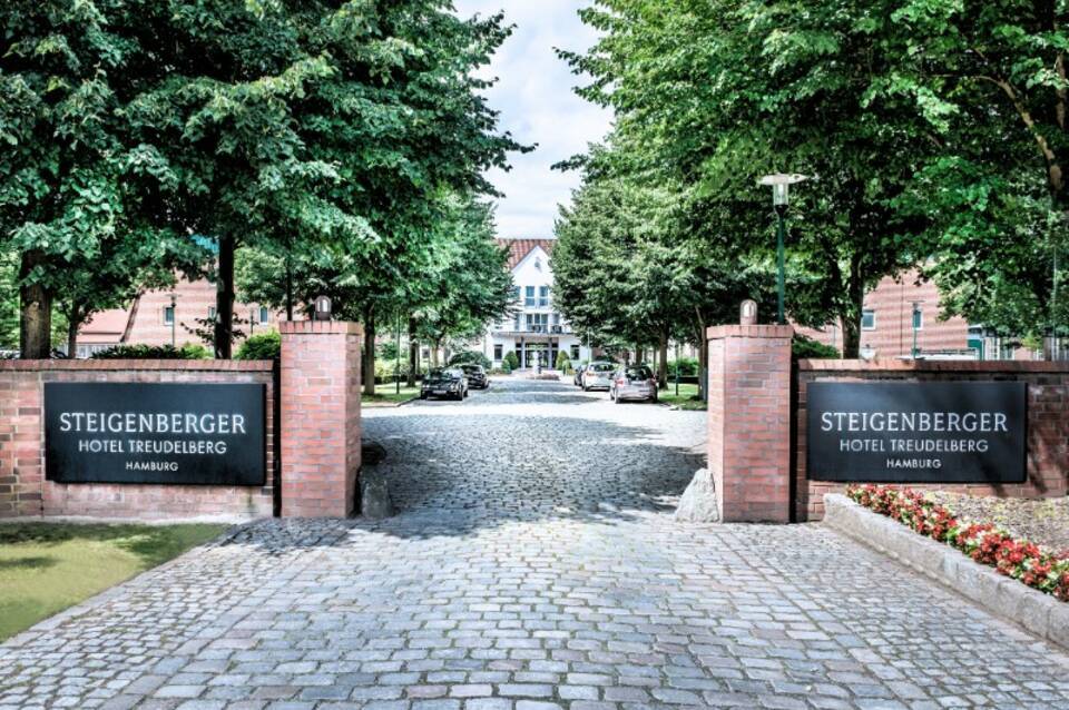 Steigenberger Hotel Treudelberg Hamburg 1