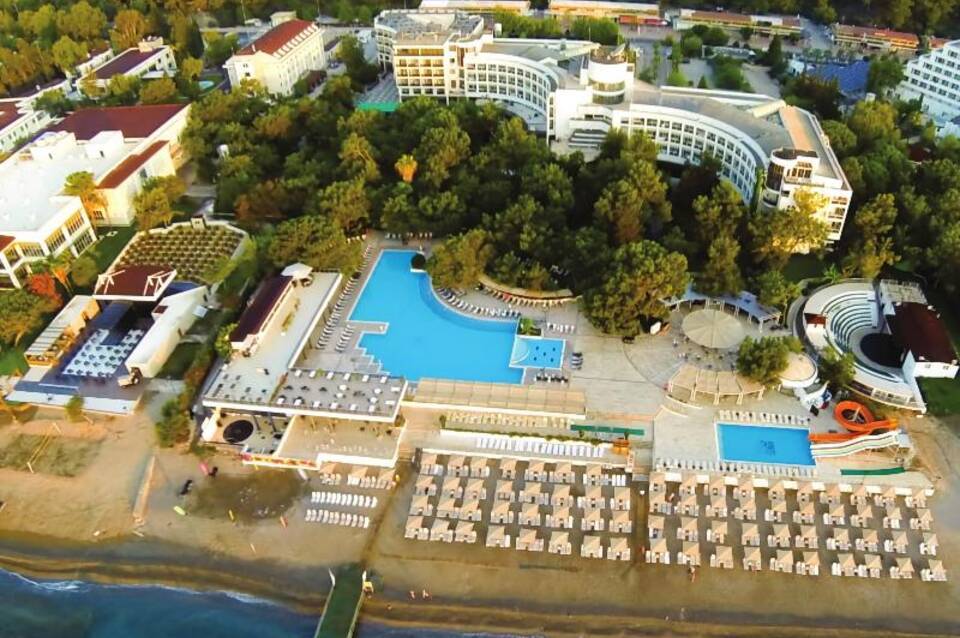 Perre La Mer Hotel Resort & Spa 1