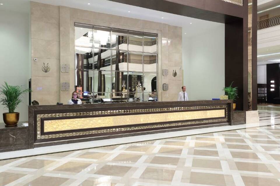 Juju Premier Palace 2