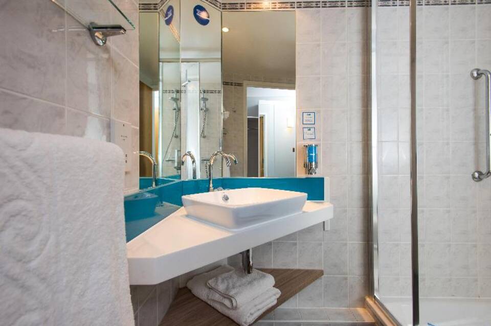 Holiday Inn Express Edinburgh - Leith Waterfront 4