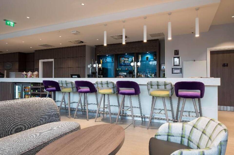 Hampton by Hilton Edinburgh West End 4