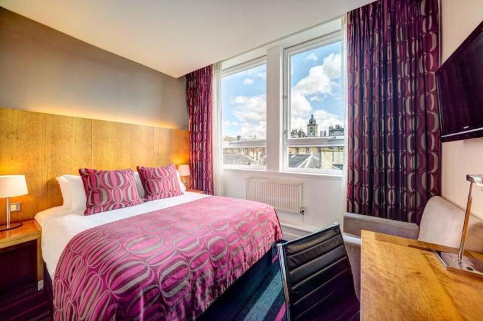 Apex Grassmarket Hotel 5