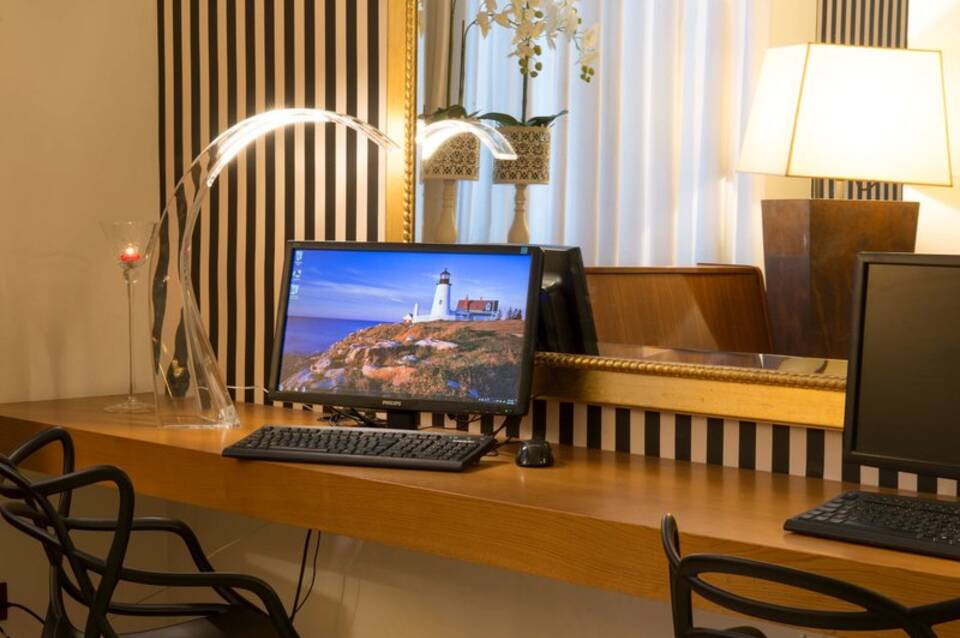 De La Pace, Sure Hotel Collection by Best Western 4