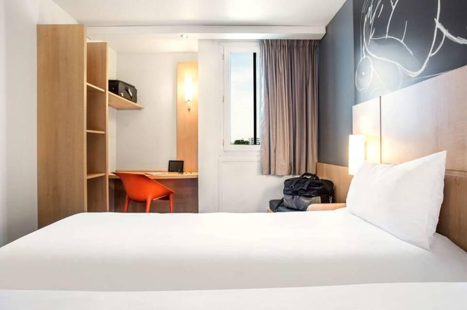 Hôtel ibis Saint-Denis Stade Ouest 4