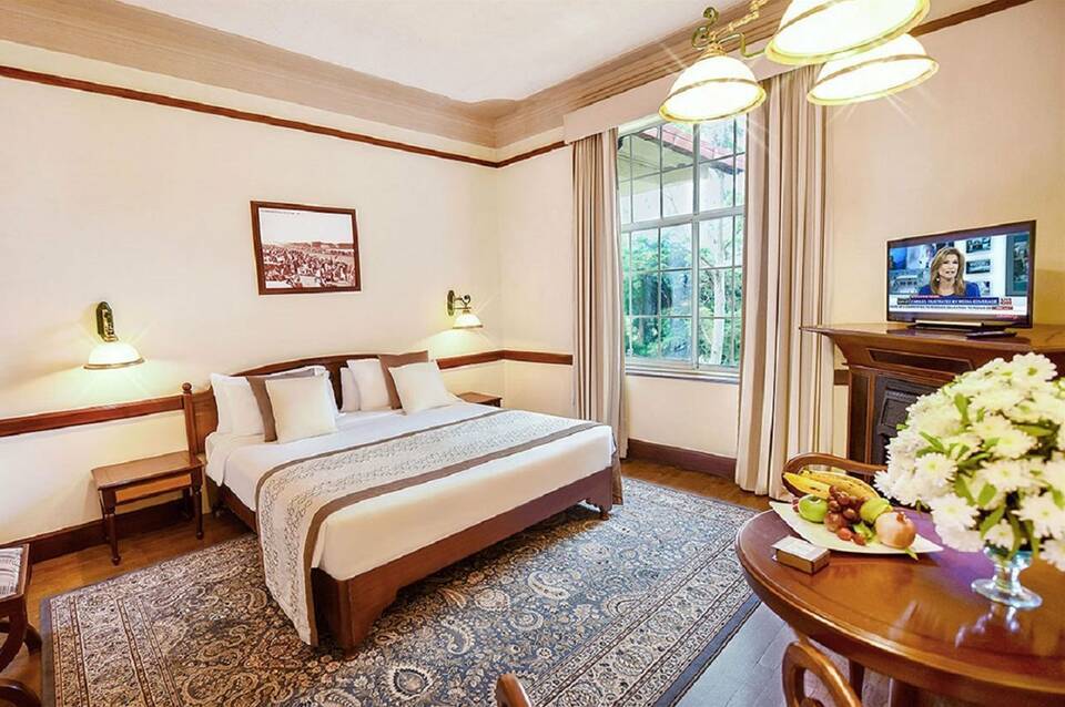 The Grand Hotel 3