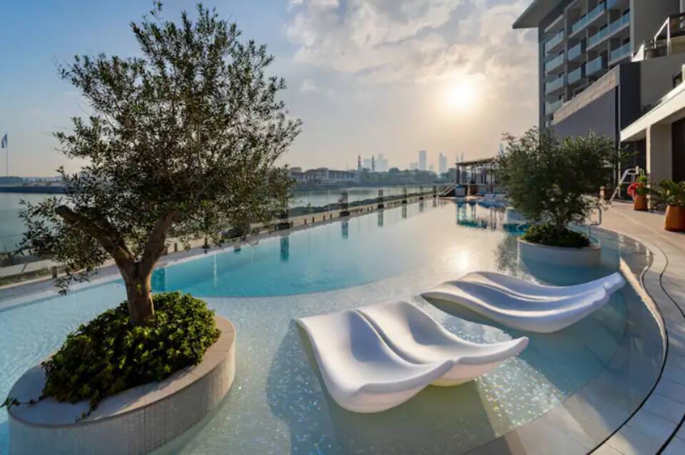 Hyatt Centric Jumeirah Dubai 4