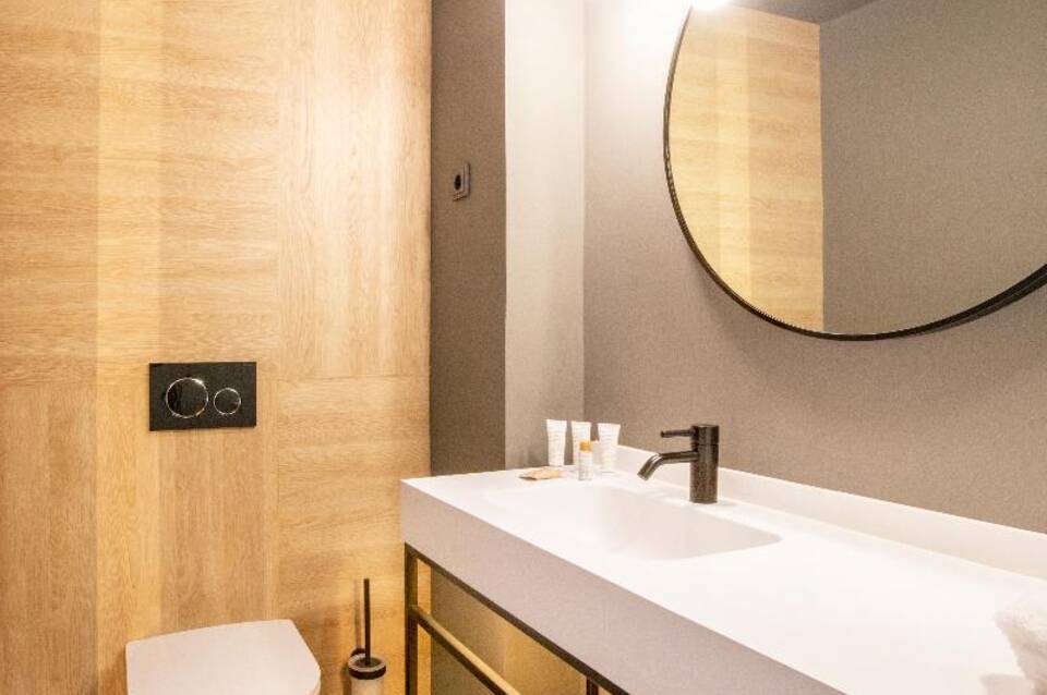 Moxy Barcelona 3