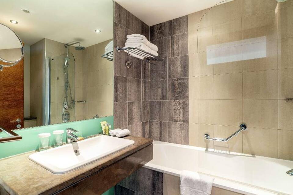 Hilton Canary Wharf 3