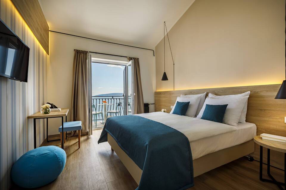 Hotel Mediteran 5