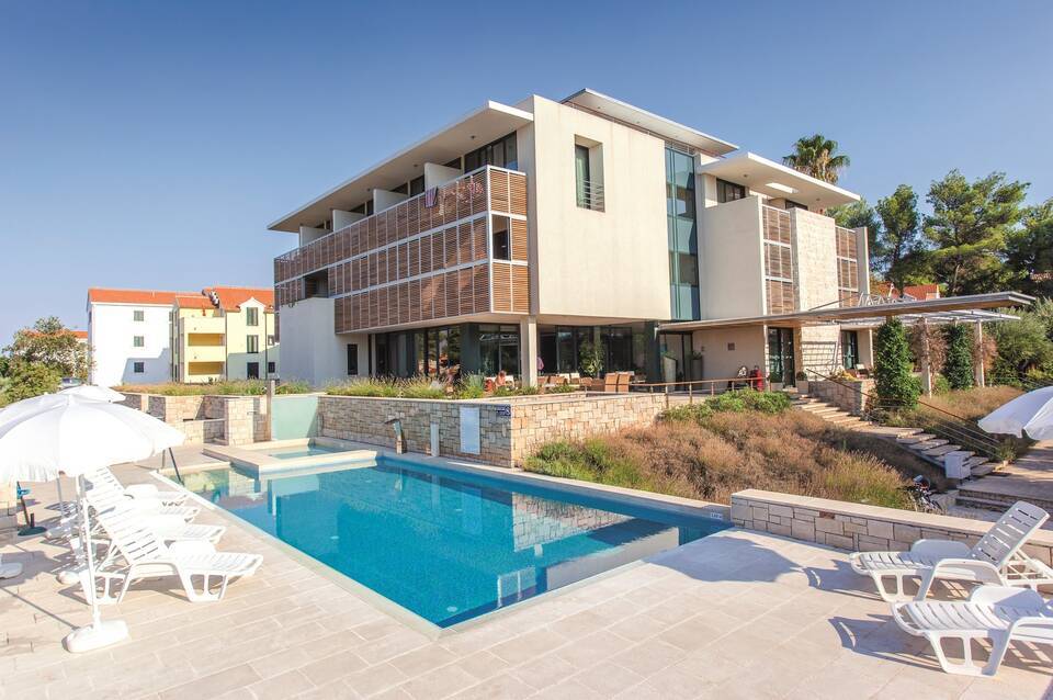 Aminess Vival Velaris Resort 2