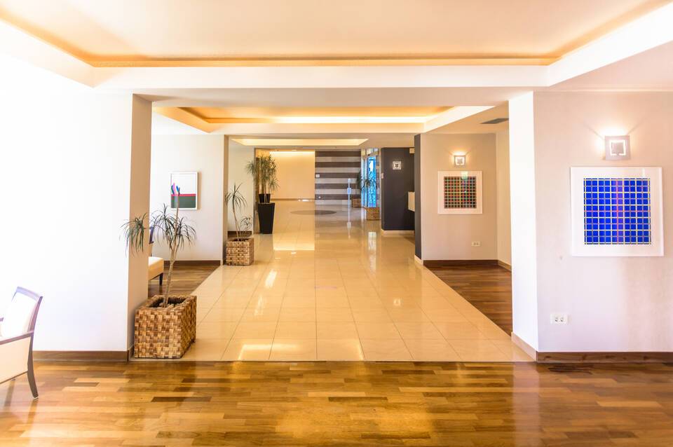 La Luna Hotel 2