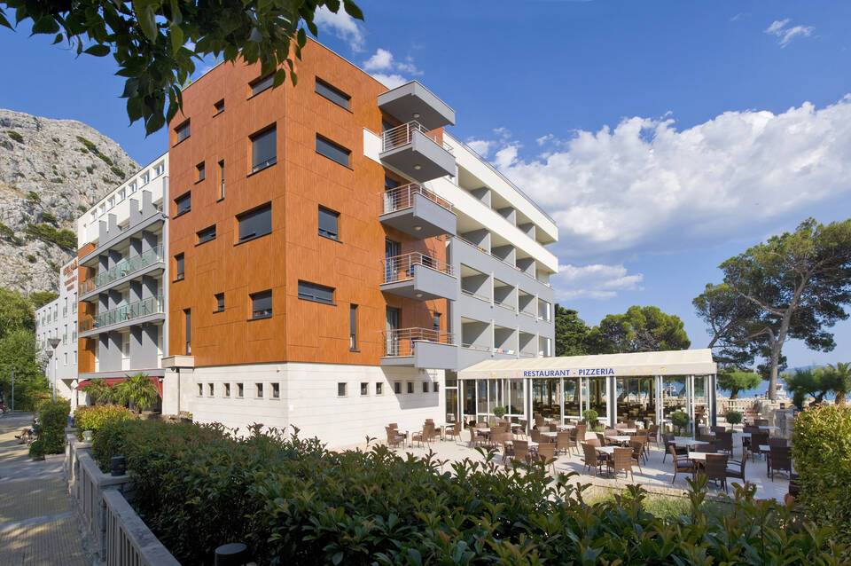 Hotel Plaža Omiš 1