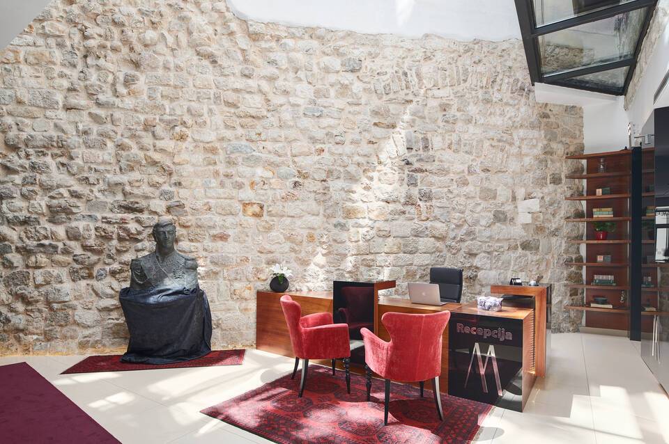 Marmont Heritage Hotel 4