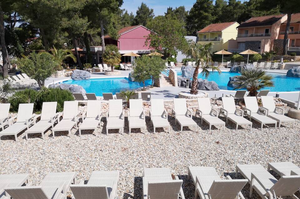 Matilde Beach Resort 2
