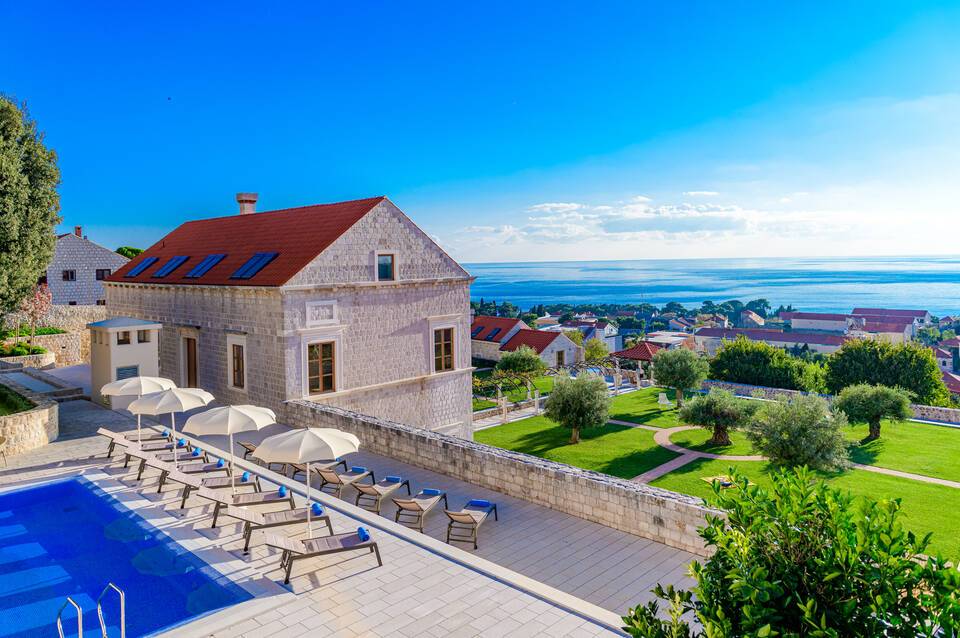 Palace Natali 3