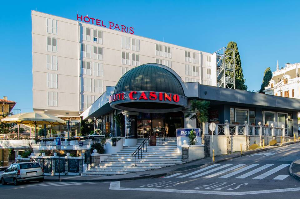 Hotel Paris 4