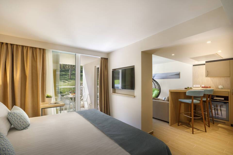 Girandella Designed for Adults Hotel, Valamar Collection 5