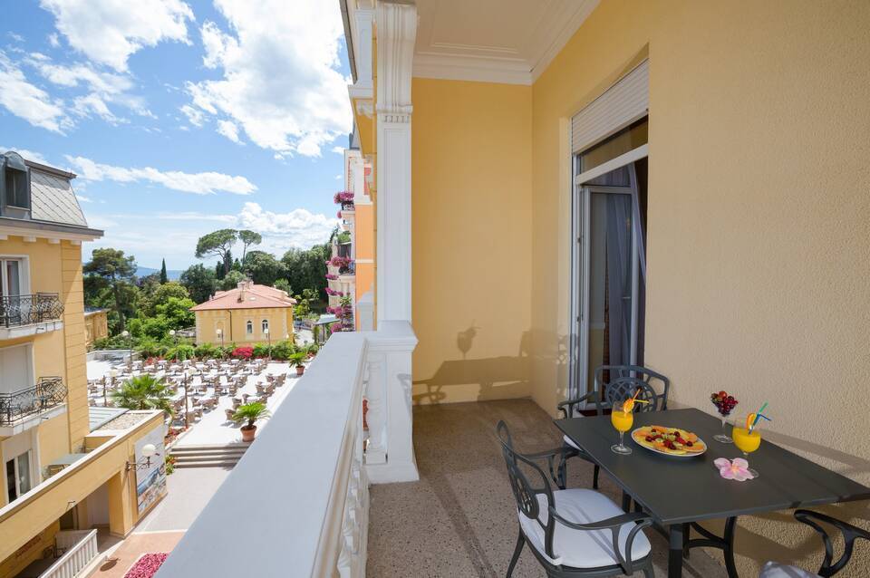 Amadria Park Hotel Continental 1