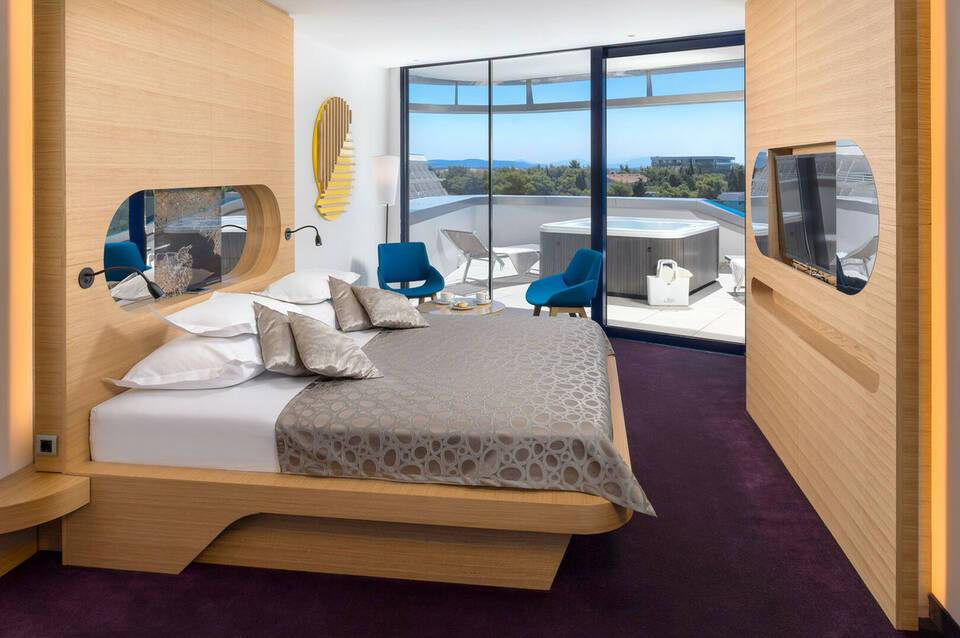 Hotel Olympia Sky 1