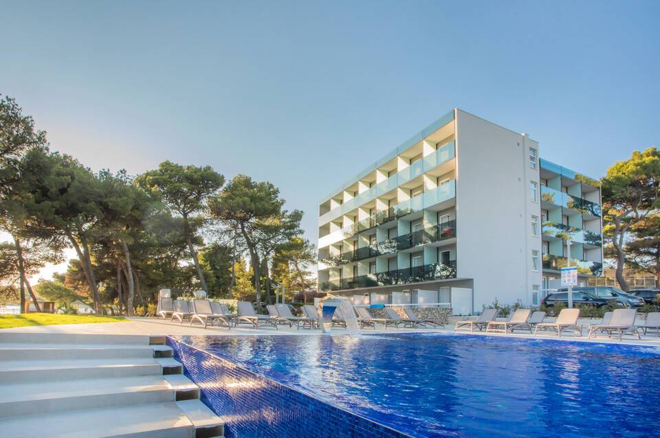 Villa Arausana & Antonina 3