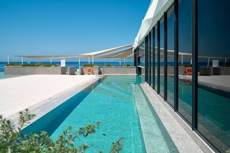 Grand Hotel View 4