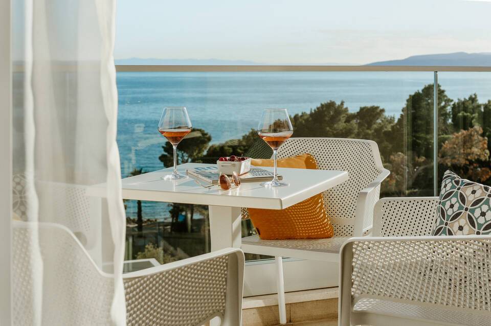 Romana Beach Apartments 1
