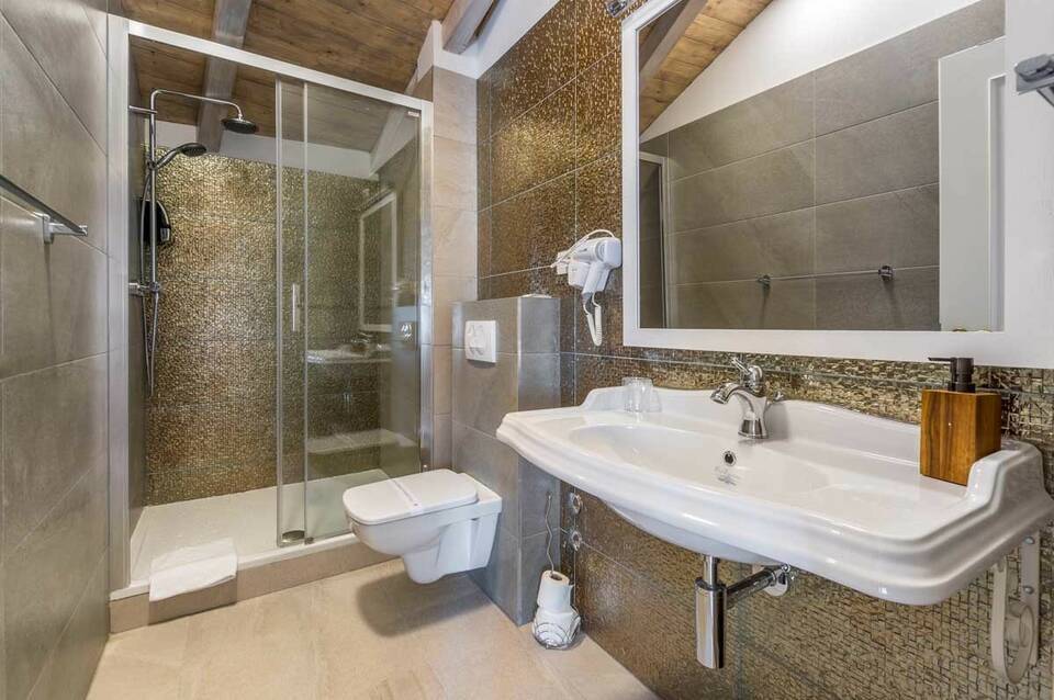 Heritage Palace Varoš 4