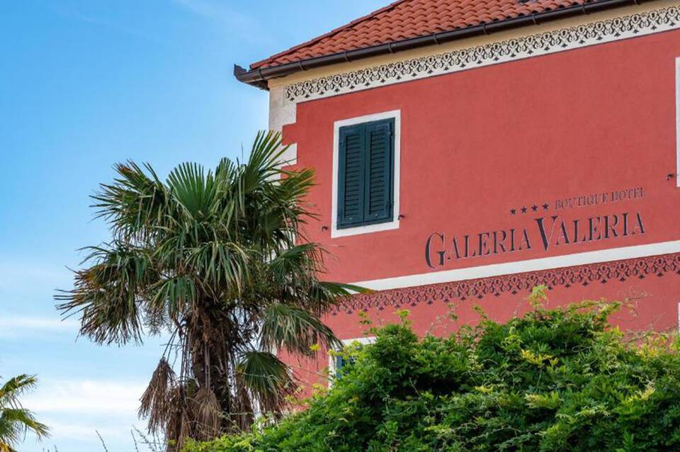 Galeria Valeria Seaside Downtown 5