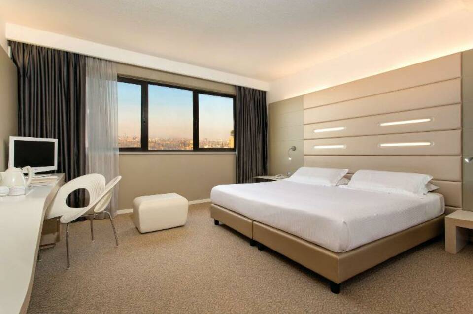 Best Western Plus Tower Hotel 1