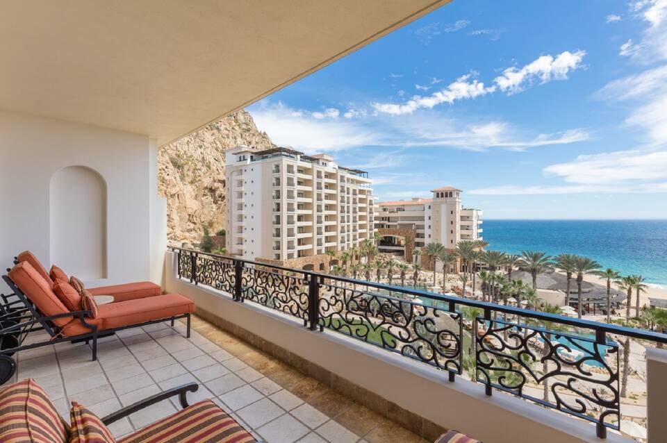 Grand Solmar Land's End Resort & Spa 4