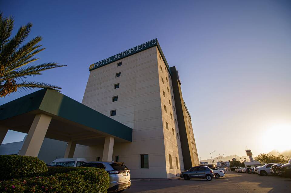 Hotel Aeropuerto Los Cabos 2