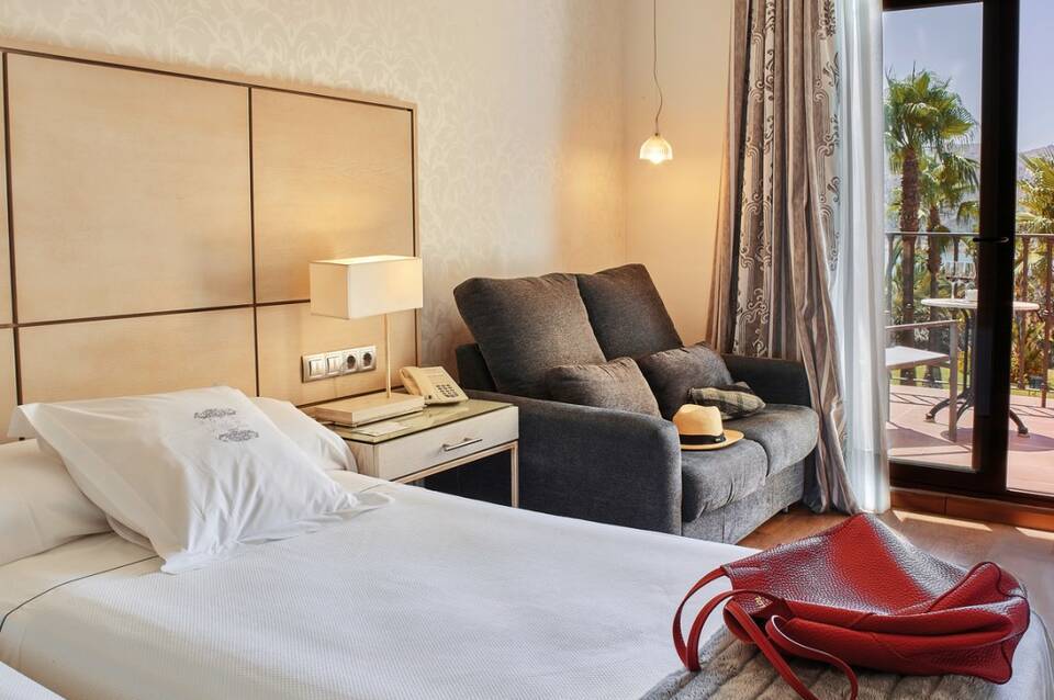 B bou Hotel La Viñuela & Spa 2