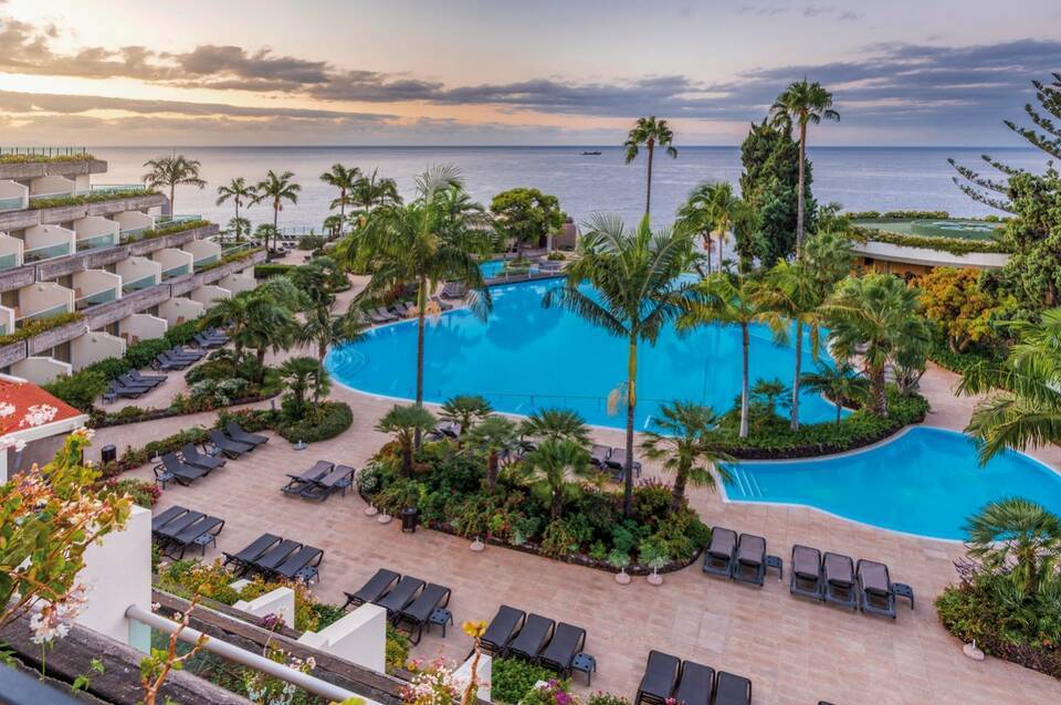 Pestana Carlton Madeira Premium Ocean Resort 3
