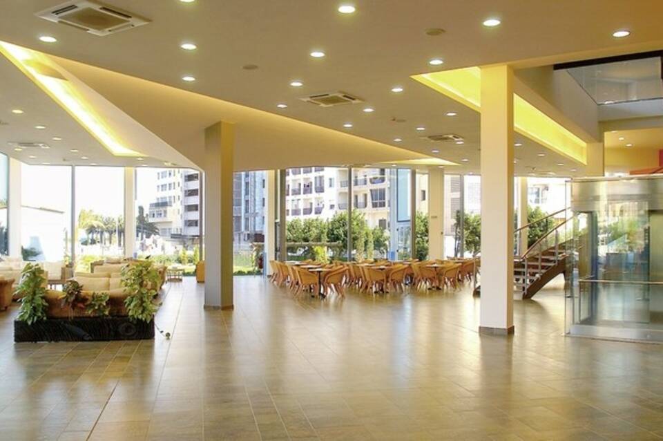 Aparthotel  Xon's Platja 3