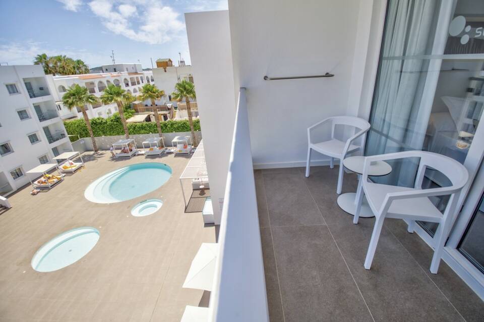 Ibiza Sun Apartments 3