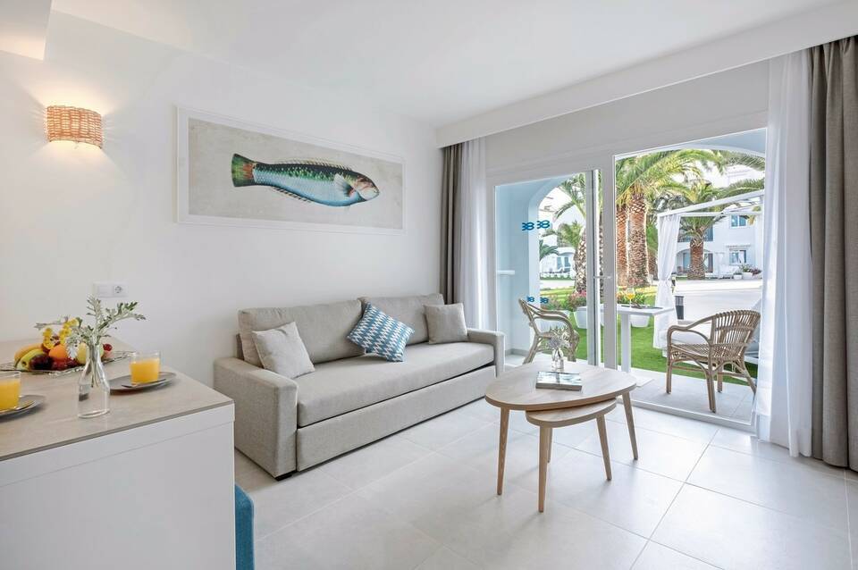 FERGUS Style Carema Beach 3