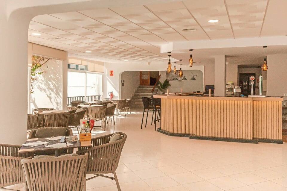 FERGUS Club Carema Splash 1