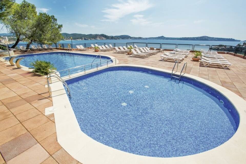 Hotel Cala Fornells 5