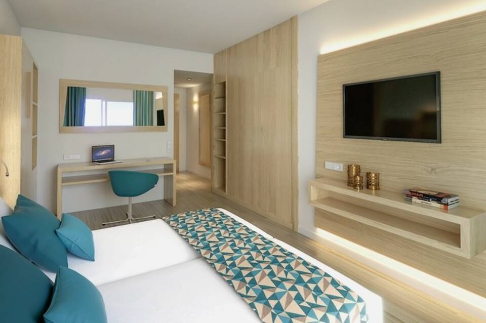 Hotel Luxor 2
