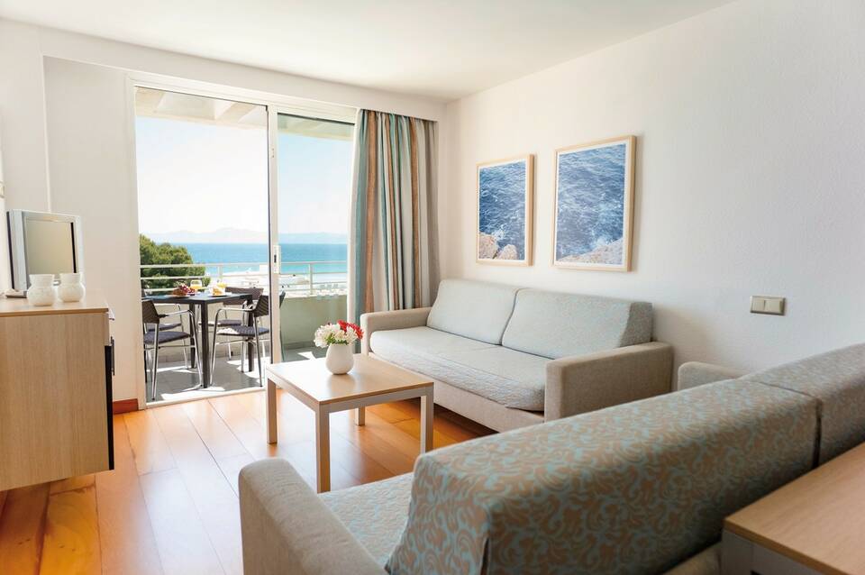 Ivory Playa 2
