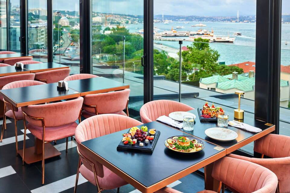 Metropolitan Hotels Bosphorus 3