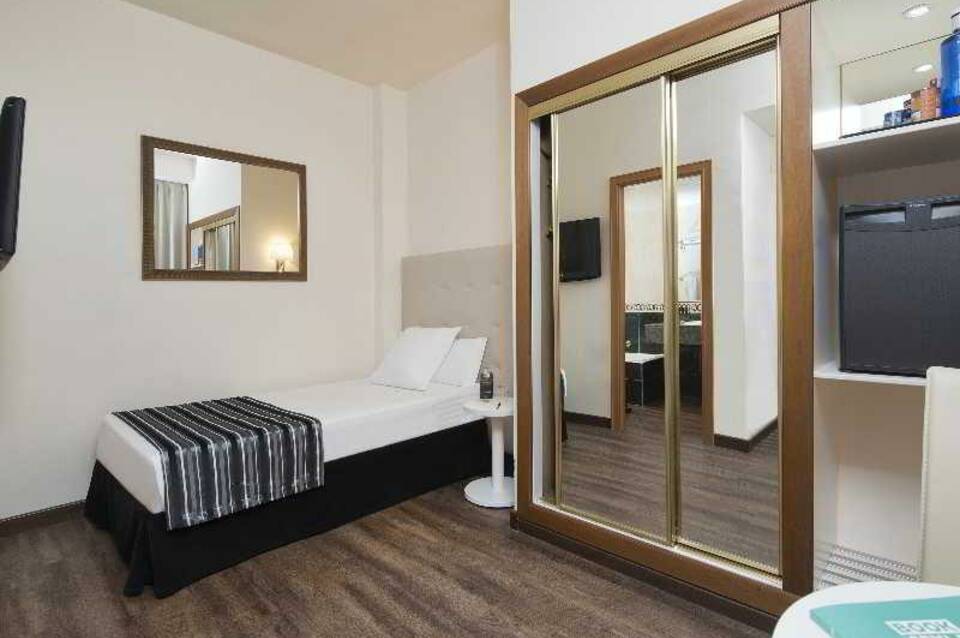 Meliá Madrid Serrano 2