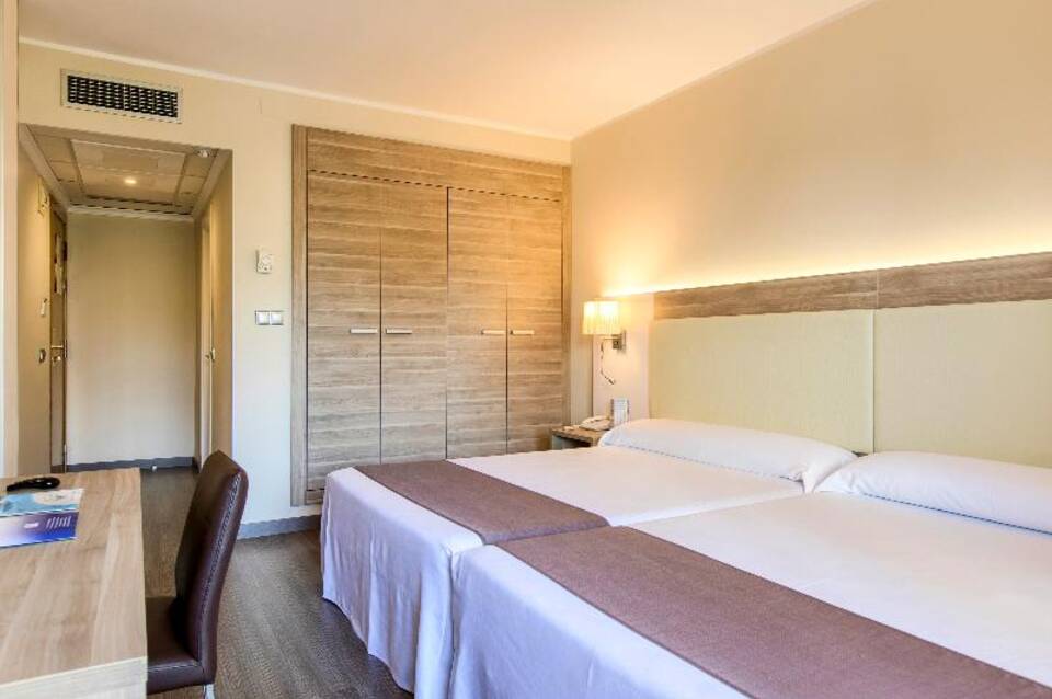 Hotel Benidorm East by Pierre & Vacances 3